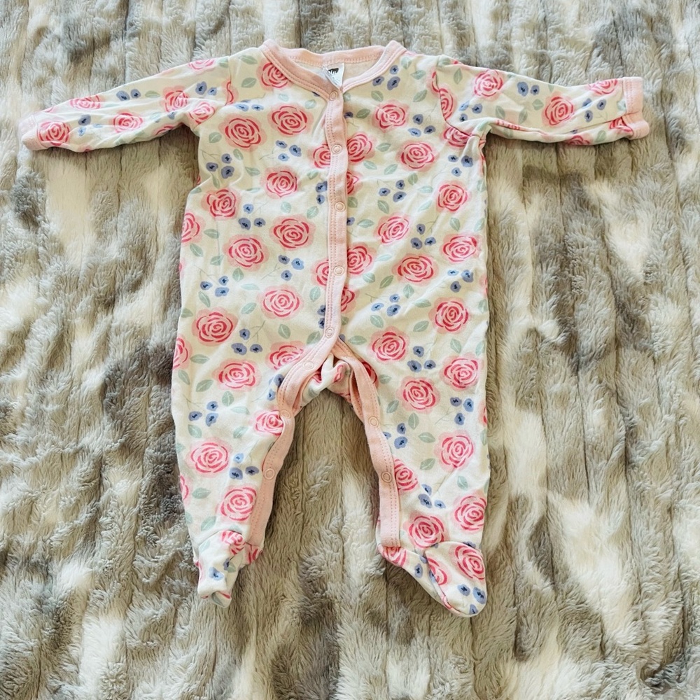 Charming Floral Kids Footie in Pink and White
